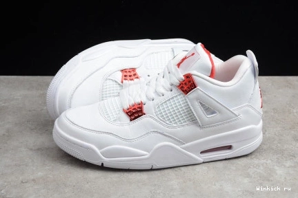 RED JORDAN AIR RETRO 4 METALLIC 0915